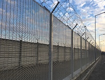 Nuova Defim Orsogril, high security-fencing for Bologna Airport