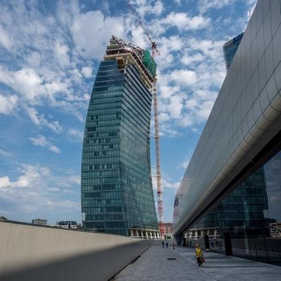 Utilior | press-locked grating for Libeskind PwC Tower in Milan's CityLife district